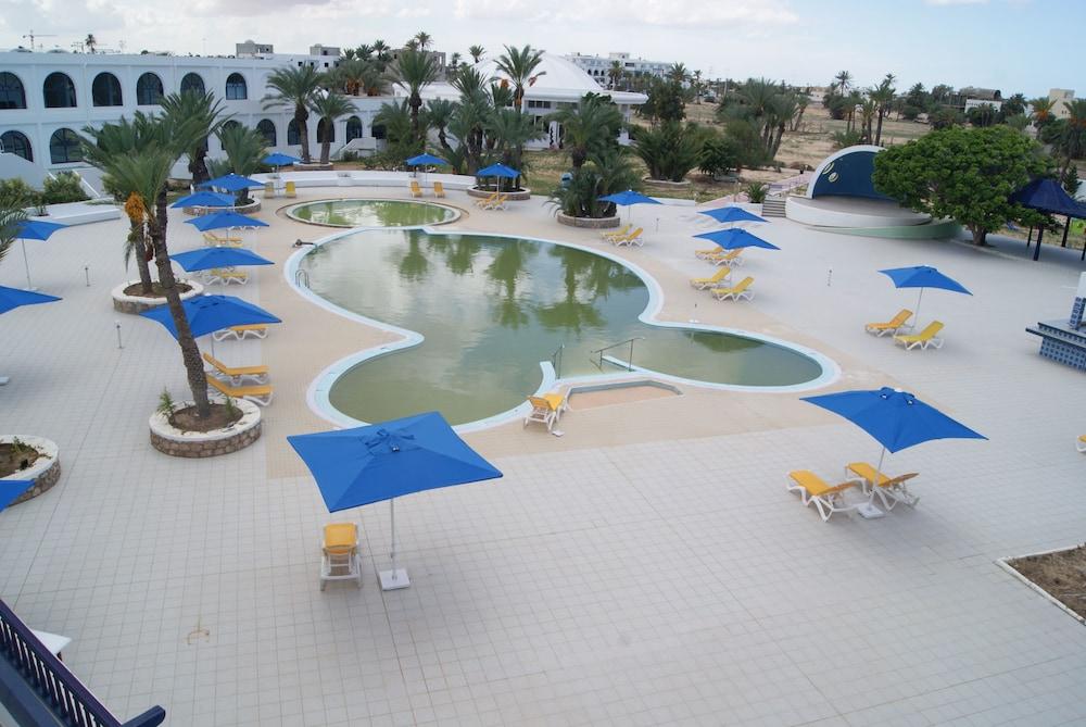 Le Grand Hotels Des Thermes Mezraia Exterior foto